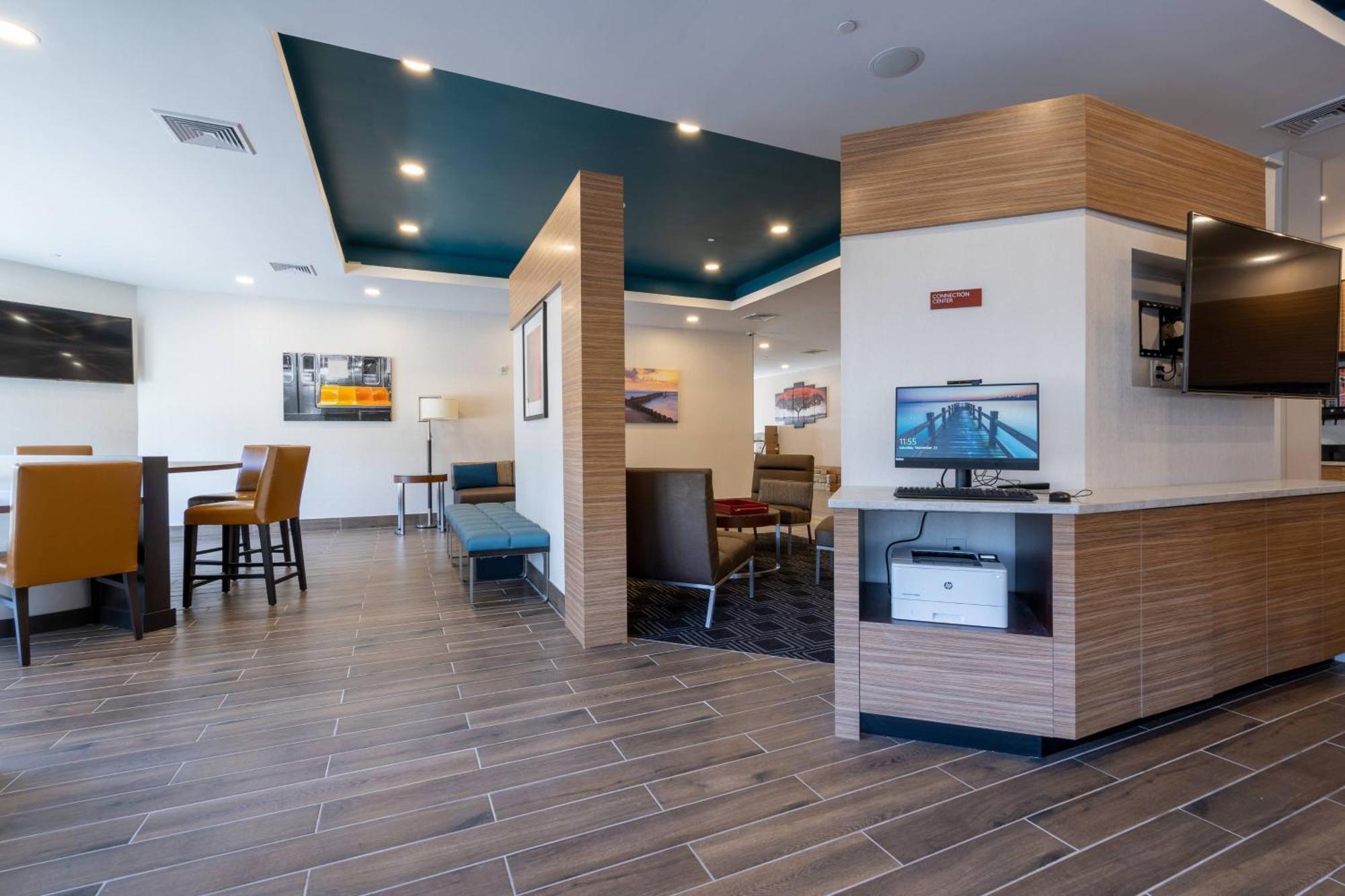 Towneplace Suites By Marriott Clinton Ngoại thất bức ảnh